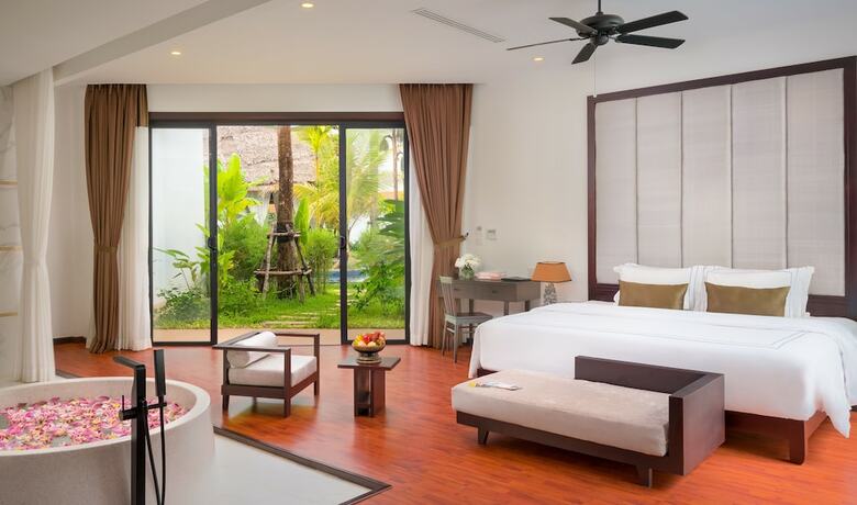 Hotel The Embassy Angkor Resort & Spa