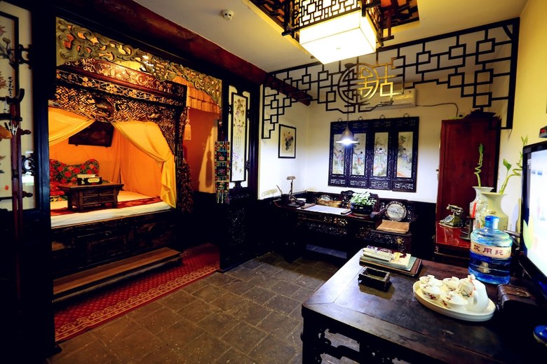 Pingyao Yiguan Folk Custom Hotel