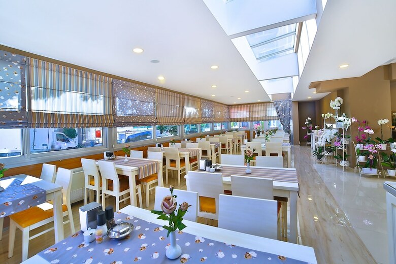 Sanli Suite Hotel