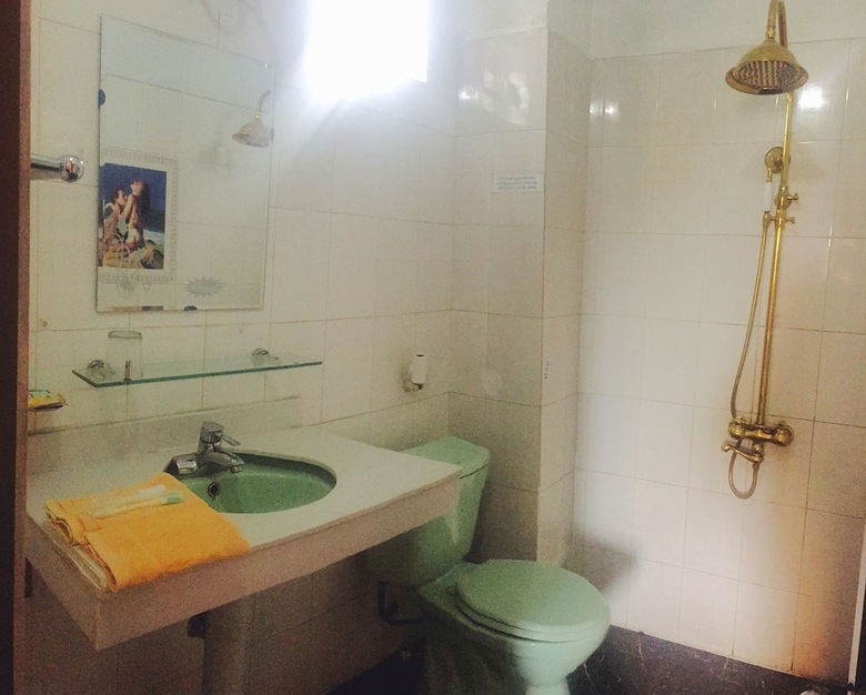Hotel Kocmoc Ha Long