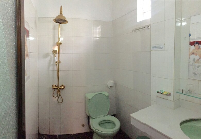 Hotel Kocmoc Ha Long