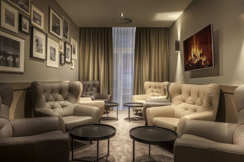 Hotel Avenue Legerova 19