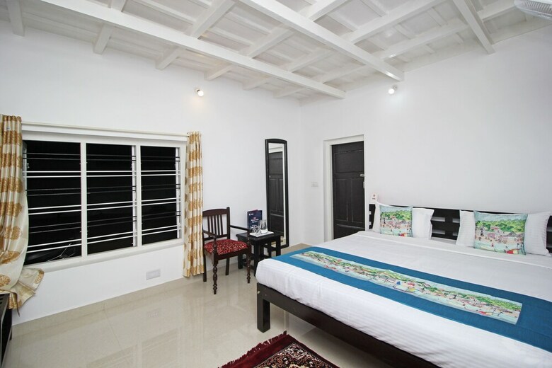 Hotel Oyo 7170 Home Stay Vintage Villa