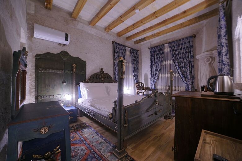 Pension Eyes Of Cappadocia Cave Hotel