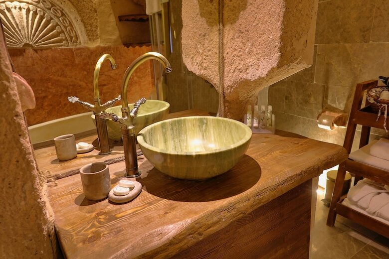 Pension Eyes Of Cappadocia Cave Hotel