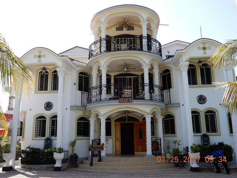 Hotel H�tel Villa Lamarre
