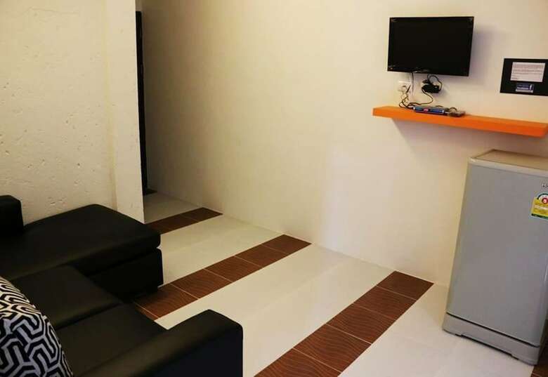 Hotel 2 Home Resort