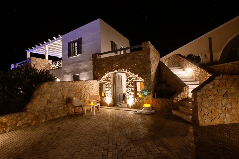Hotel Adelante 88