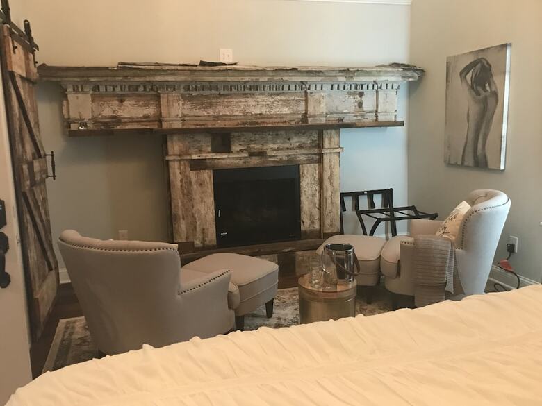 Hotel Chateau Rooms