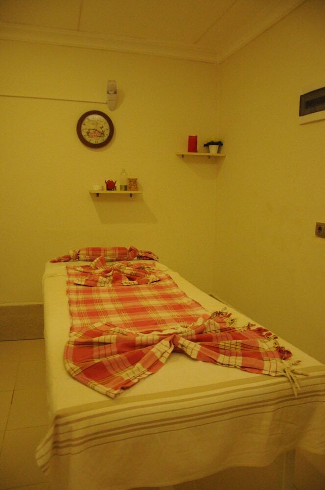 Akb�k Palace Hotel & Residence