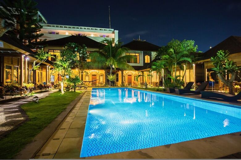 Hotel Easy Surf Camp