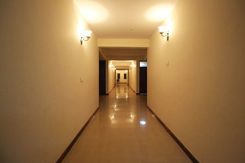Oyo 8496 Hotel Sk Regency