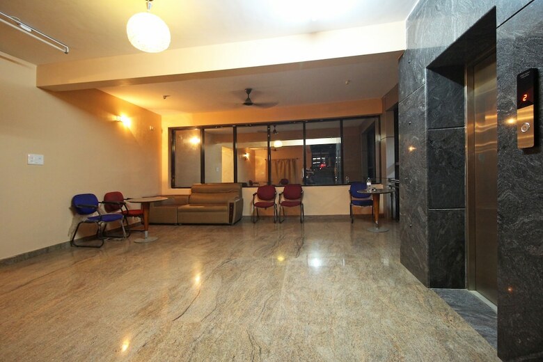 Oyo 8496 Hotel Sk Regency