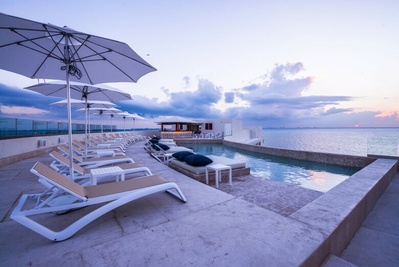 Izla Hotel