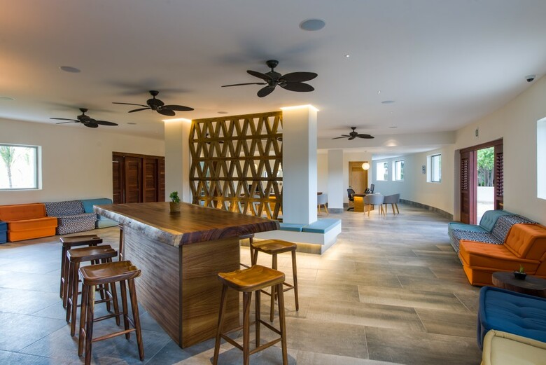 Izla Hotel