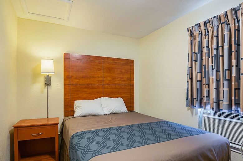 Hotel Econo Lodge Huntsville- University Area