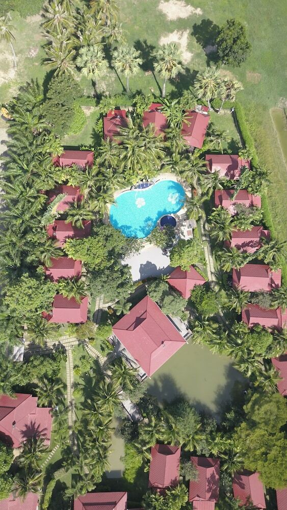 Hotel Naya Resort