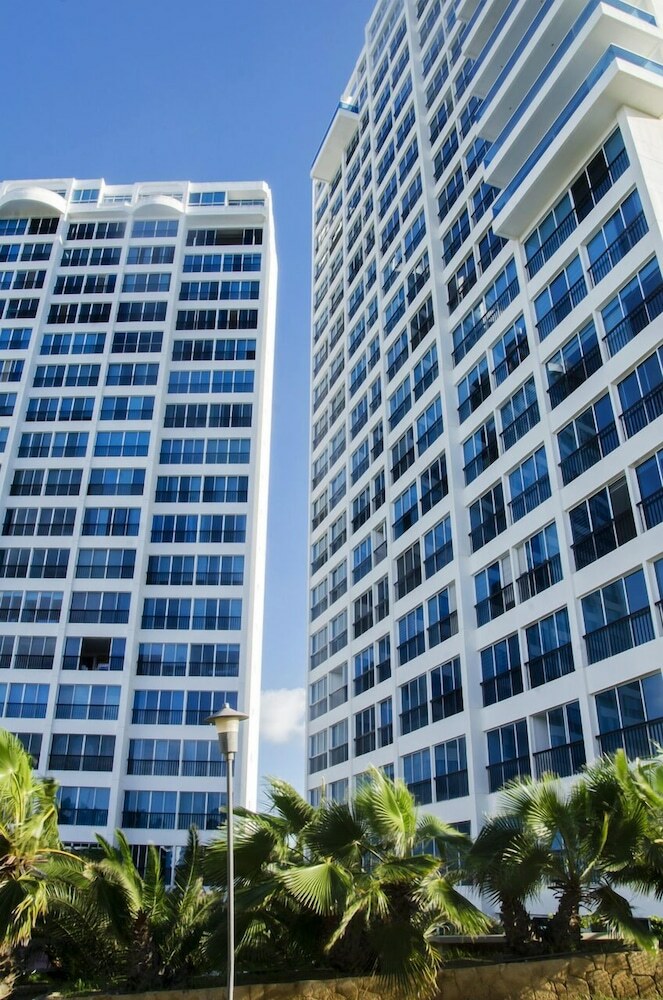 Apartamentos Spectacular Ocean View Condo