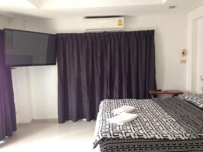 Hotel Pizza 24 Guesthouse