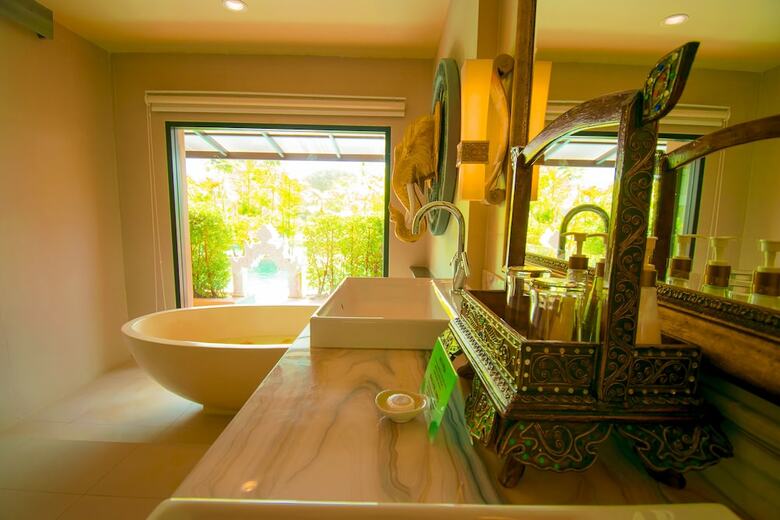 Hotel Maikhao Palm Beach Resort