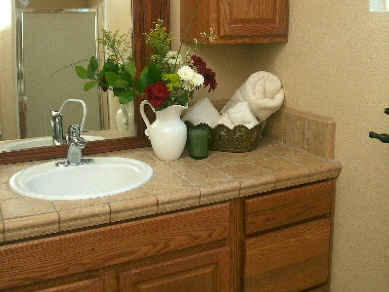 Bed & Breakfast Cottages On Armstrong