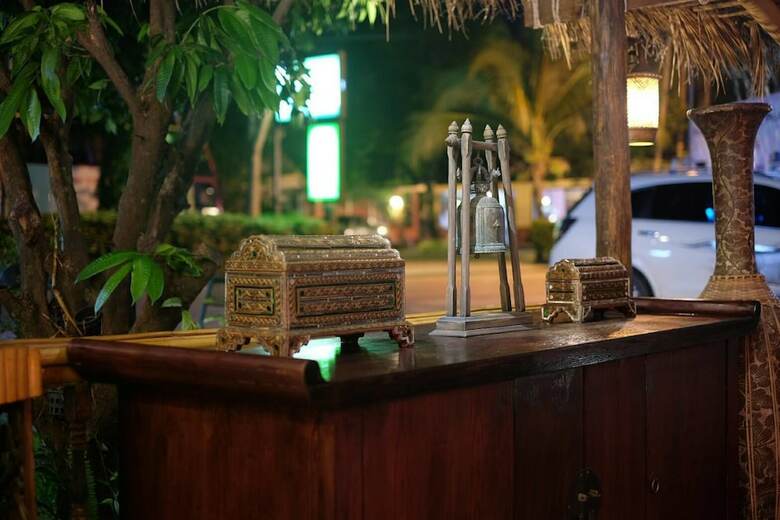 Hotel Bora Bora Villa Phuket