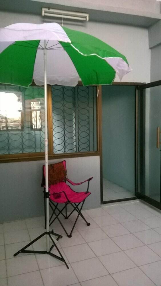 Hotel A & P House Charansanitwong