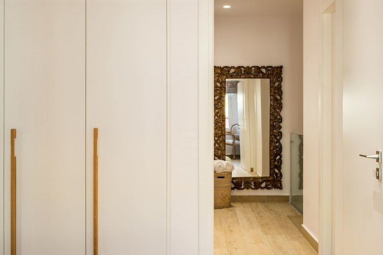 Hotel Avra Apartments Venetian Harbour