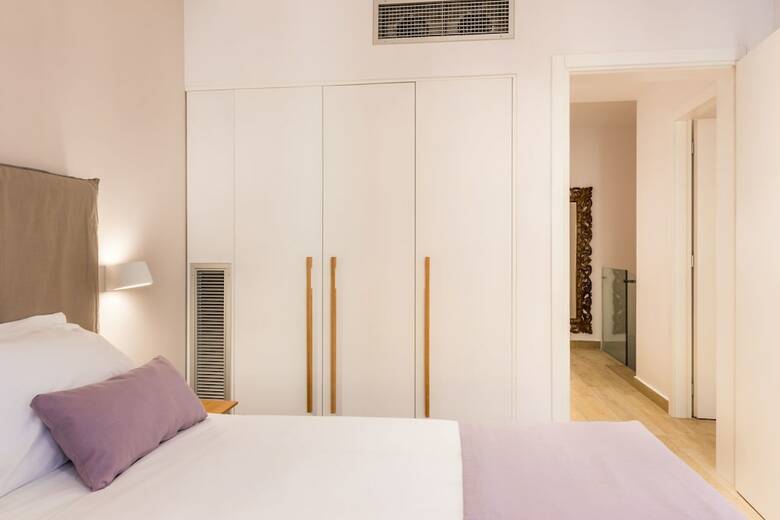 Hotel Avra Apartments Venetian Harbour