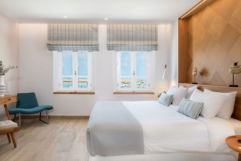 Hotel Avra Apartments Venetian Harbour