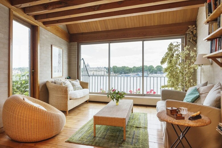 Veeve - Award-winning Waterside