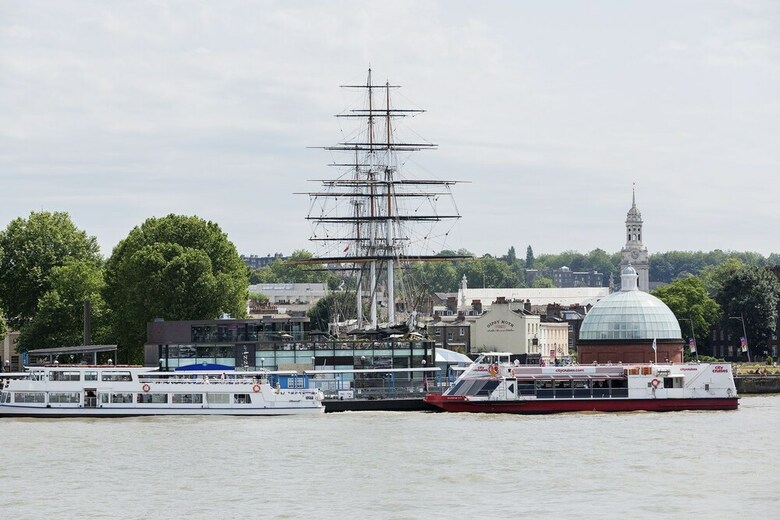 Veeve - Award-winning Waterside