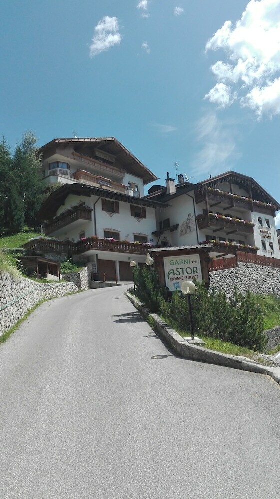 Hotel Garn� Astor