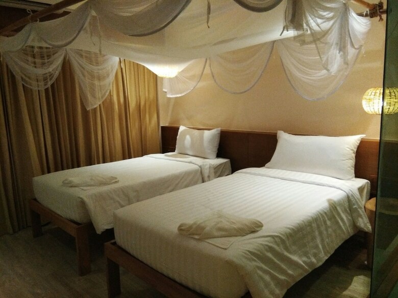 Hotel Sealey Resort Koh Larn