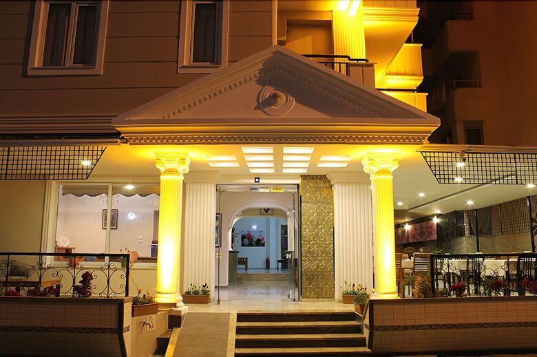 Kleopatra Hermes Hotel