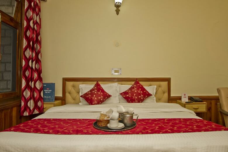 Oyo 8895 Hotel Pine Grove