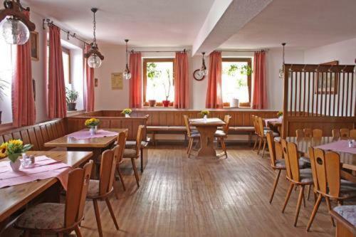 Hostal Gasthof Zur Krone