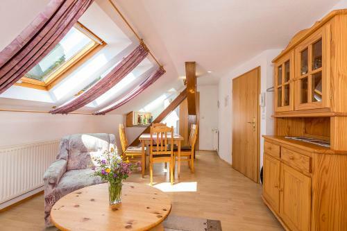Hostal Pension Schmiedel