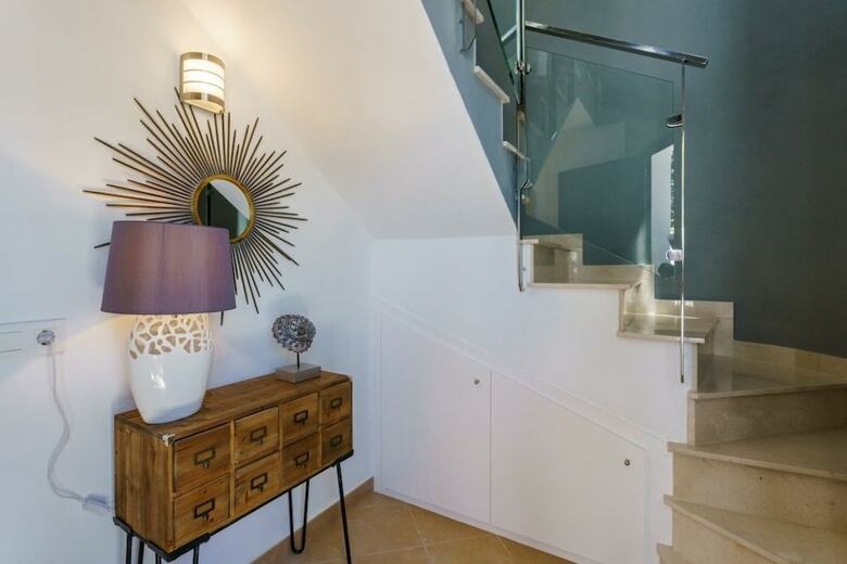 Apartamentos Cala Blanca Luxury