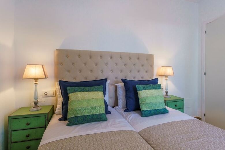 Apartamentos Cala Blanca Luxury