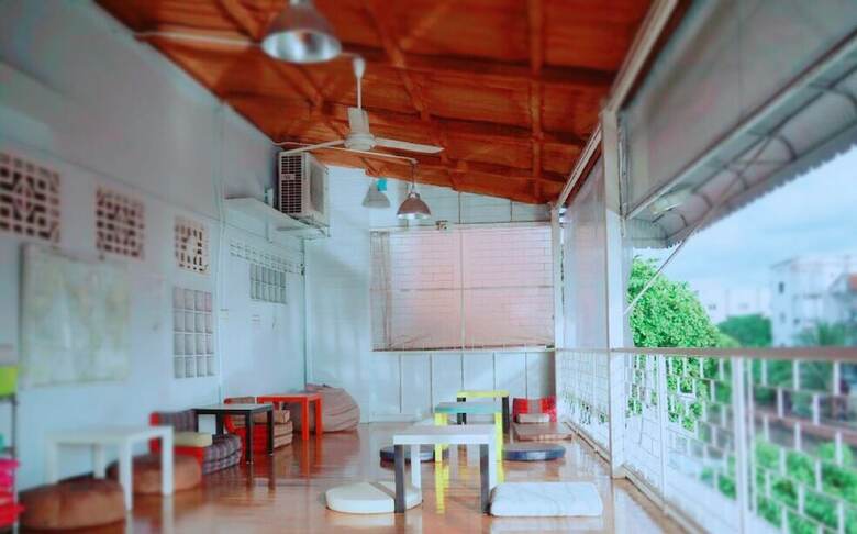 Hostal Baan Nampetch Hostel