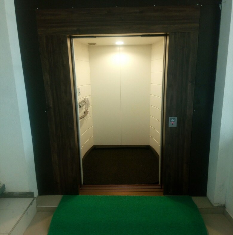 Queens Park Apartment