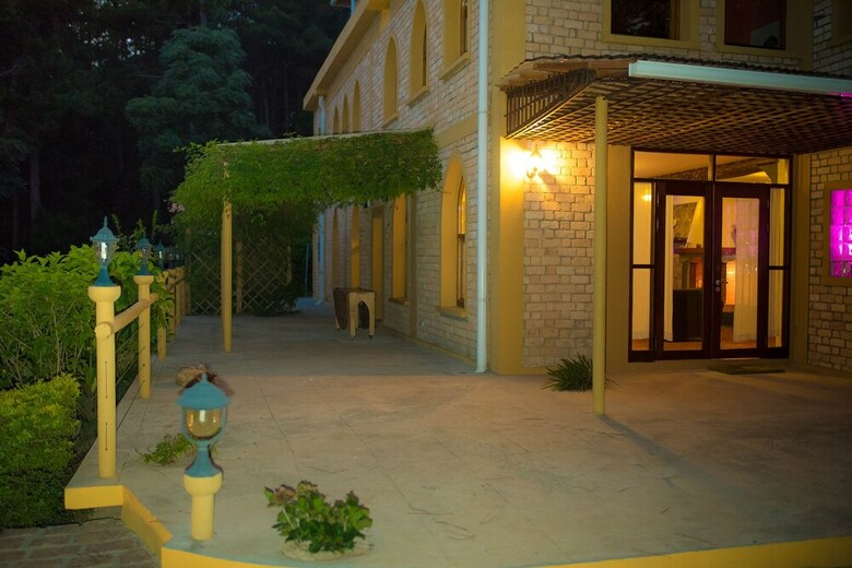 Hotel Le Chateau Du Lac