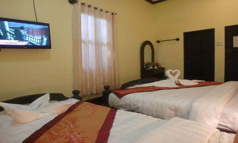 Hotel Kinnaly Place House