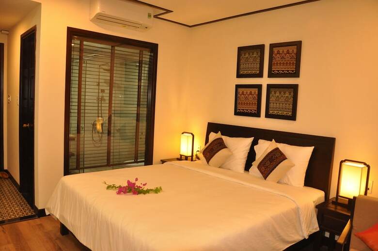 Hotel The Quin Riverside Villa