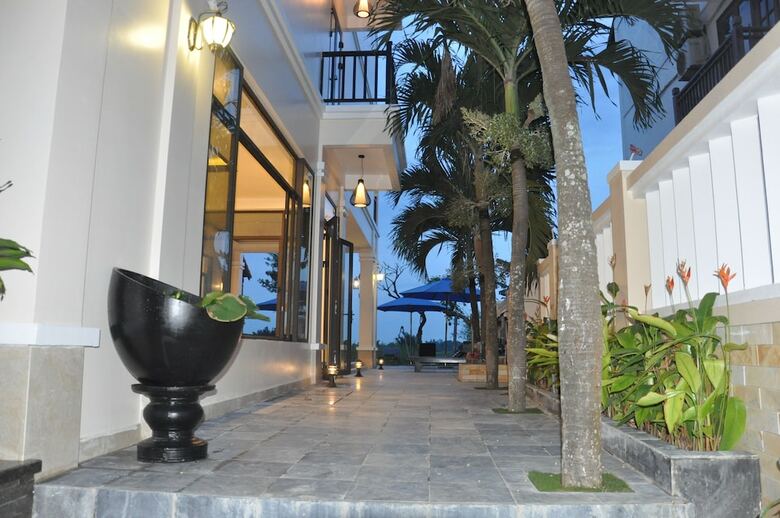 Hotel The Quin Riverside Villa