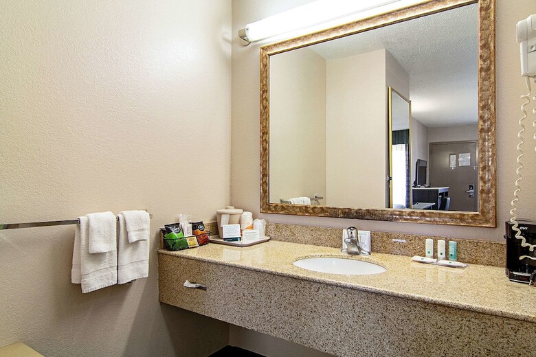 Hotel Quality Inn Savannah I-95