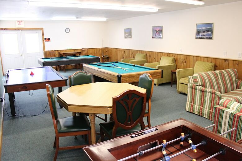 Hotel Nootka Lodge