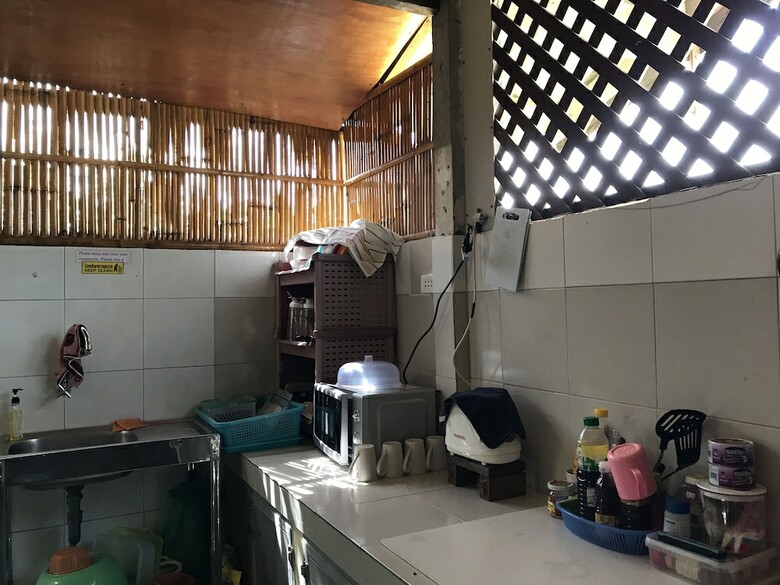 Hostal Bed Khaolak Hostel