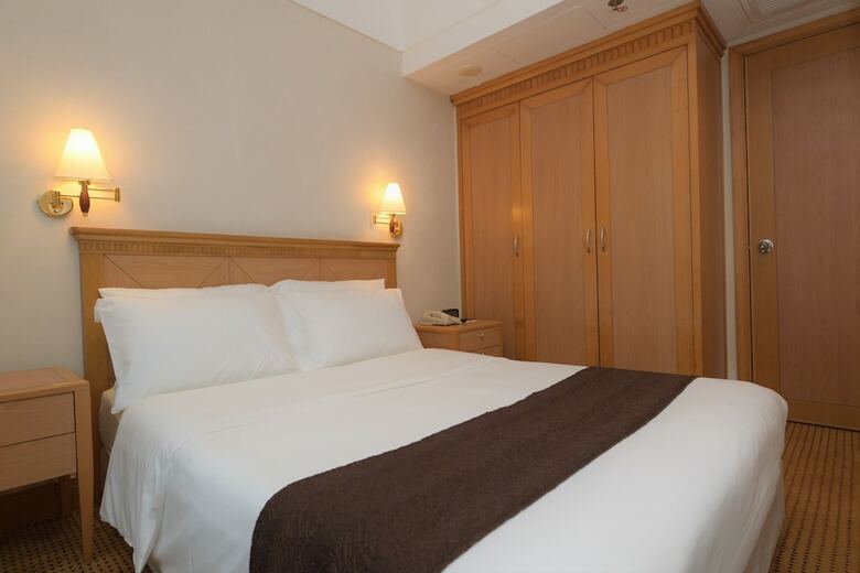 Hotel Ramada By Wyndham Hong Kong Grand View